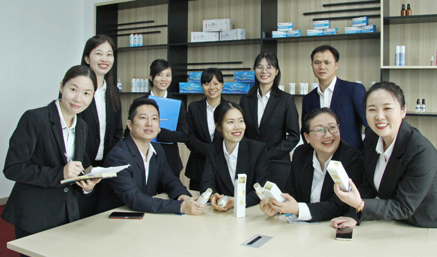 【九游会老哥必备的交流社区医疗】员工风采